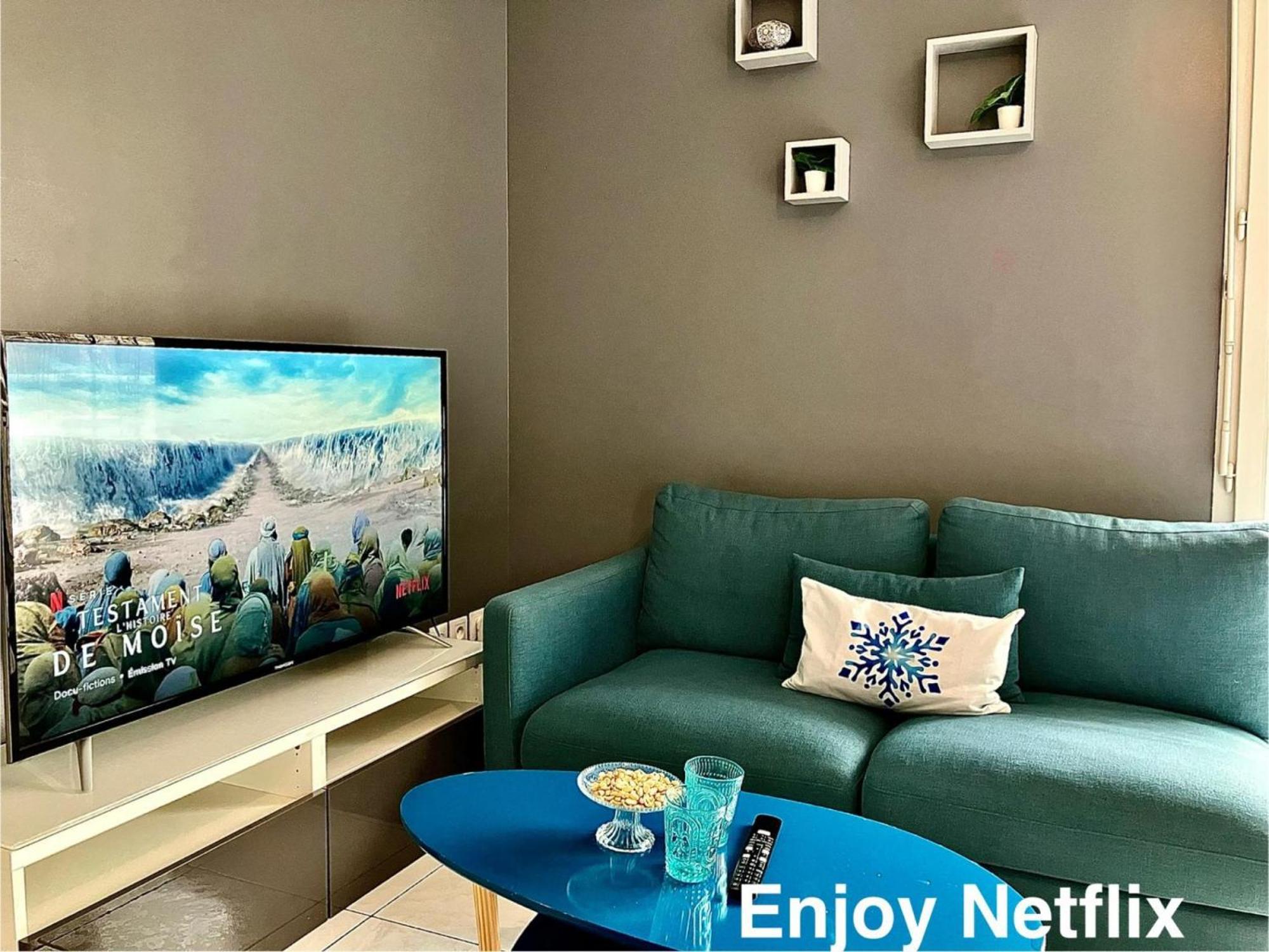 Snowqueen Hotel Apartment Paris-Disney Chelles  Eksteriør bilde